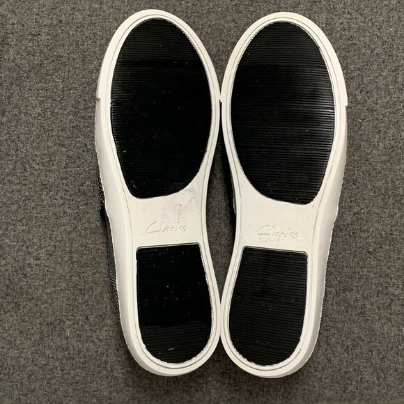 NEW Clarks Leather Black White Dot Leather Slip On Comfort Sneaker Loafer 10 - Picture 7 of 8